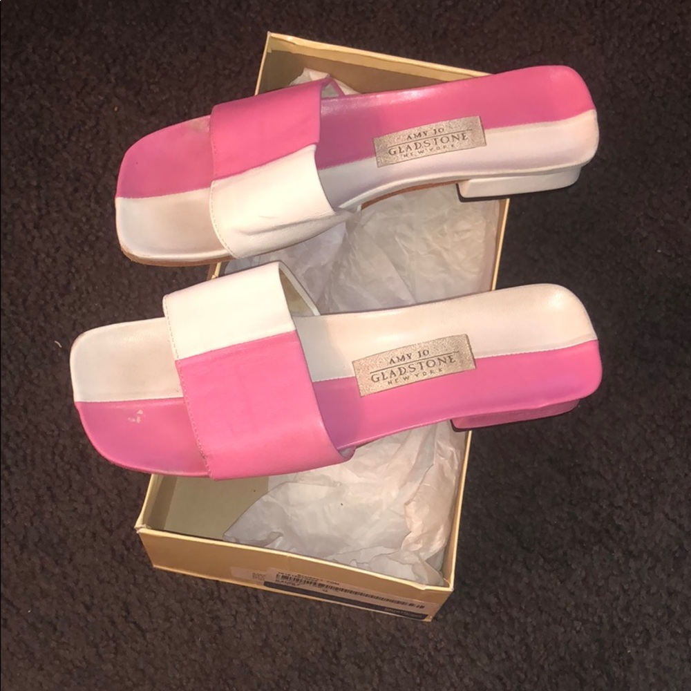 Glad Stone Slippers